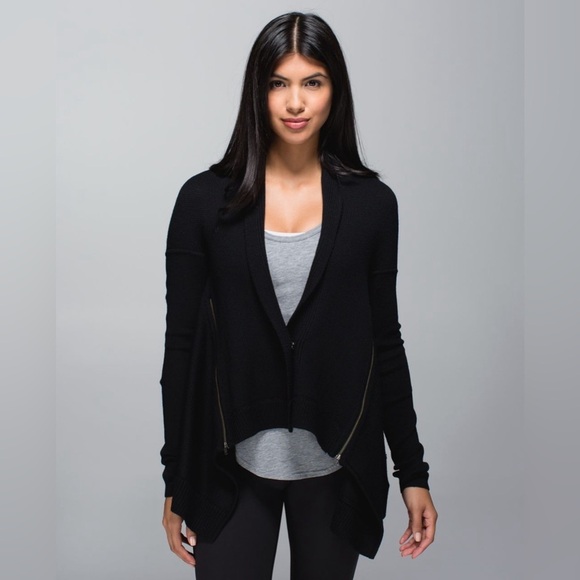 LuluLemon Wrap It Up Sweater - Picture 1 of 8